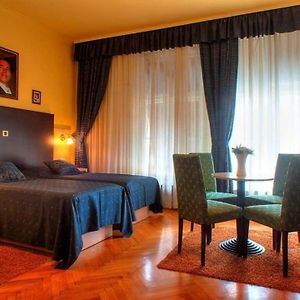 The Movie Hotel